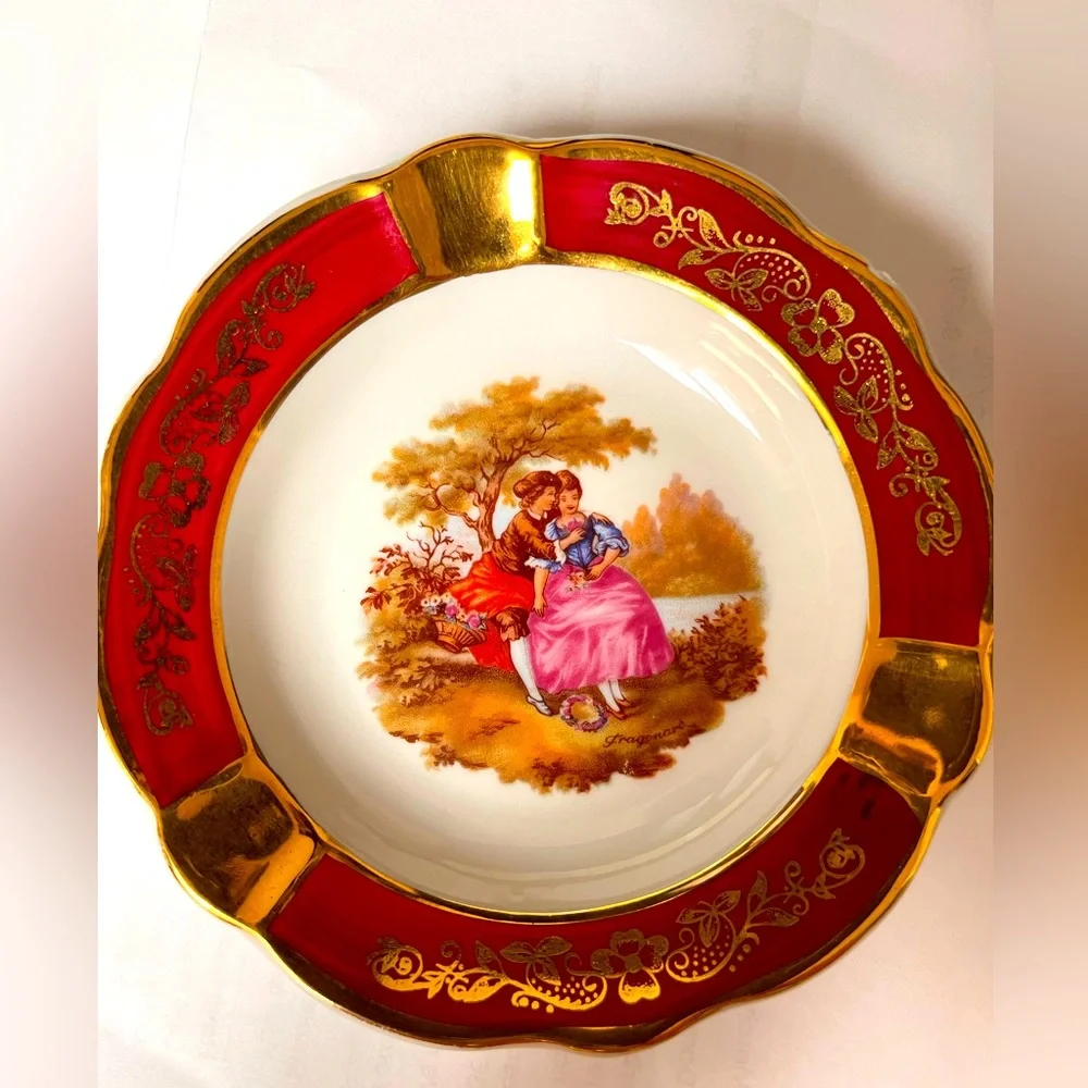Limoges Ash Tray - Picture 1 of 3